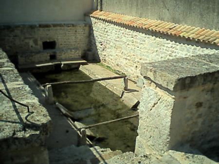 LAVOIR DE PRAILLES
